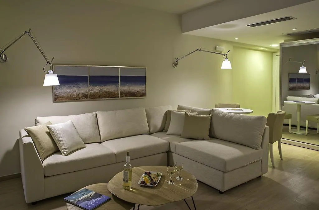 Swell Boutique Hotel Retimno