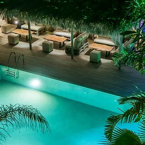Alsus Boutique - Adults Only מלון
