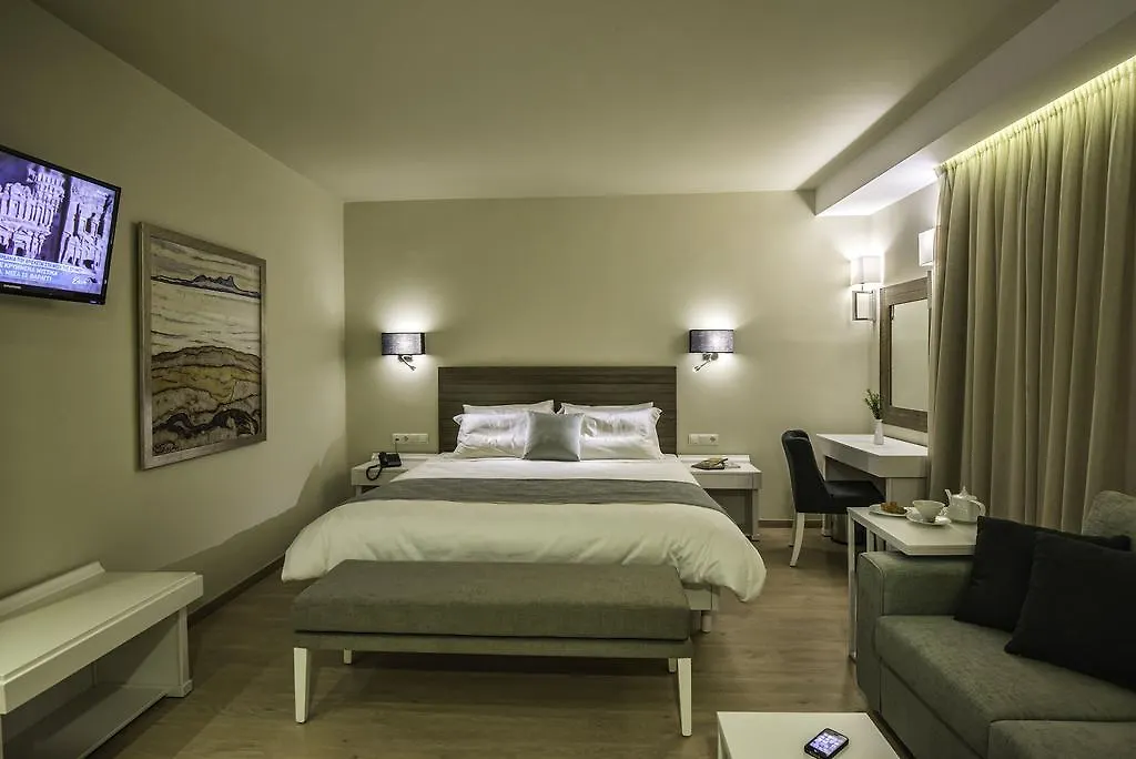 העיירה רתימנו Swell Boutique Hotel
