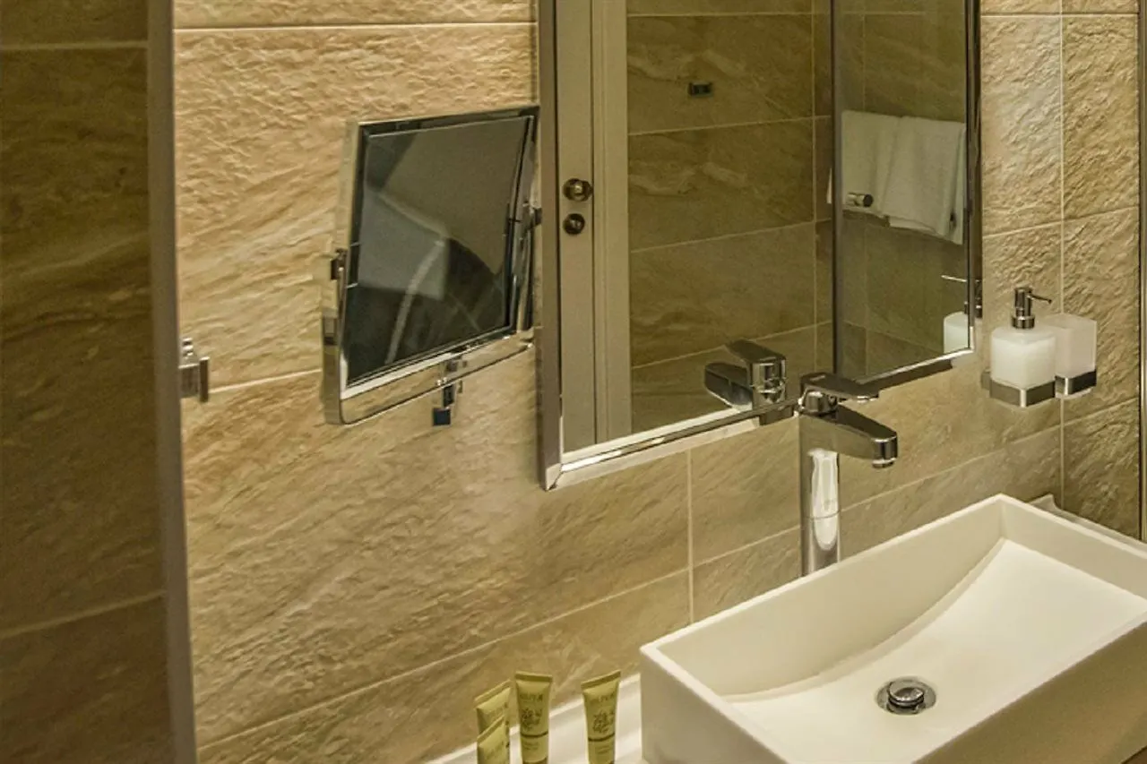 העיירה רתימנו Swell Boutique Hotel